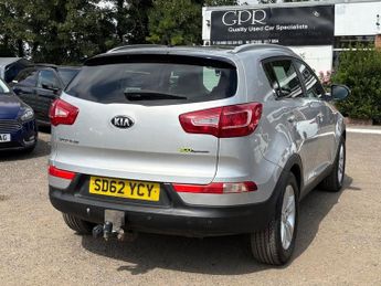 KIA SPORTAGE 1.7 CRDi EcoDynamics 2 SUV 5dr Diesel Manual 2WD Euro 5 (s/s) (1