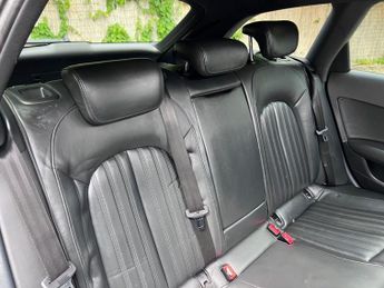AUDI A6 AVANT 3.0 TDI V6 S line Estate 5dr Diesel S Tronic quattro Euro 5 (s/s