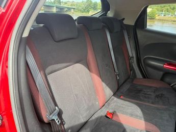 NISSAN JUKE 1.6 DIG-T Acenta Sport SUV 5dr Petrol Manual Euro 5 (190 ps)