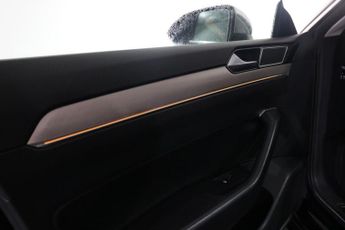 VOLKSWAGEN ARTEON 1.5 TSI EVO Elegance Fastback 5dr Petrol DSG Euro 6 (s/s) (150 p