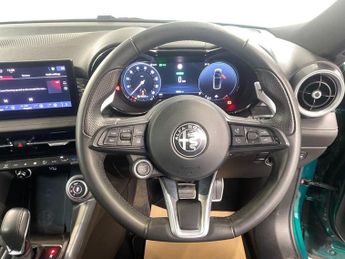 ALFA ROMEO TONALE 1.5 VGT MHEV Veloce SUV 5dr Petrol Hybrid DCT Euro 6 (160 ps)