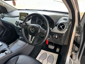 MERCEDES-BENZ B CLASS 1.8 B180 CDI Sport MPV 5dr Diesel 7G-DCT Euro 5 (s/s) (109 ps)