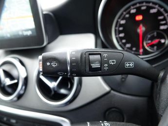 MERCEDES-BENZ GLA 1.6 GLA200 Sport (Executive) SUV 5dr Petrol 7G-DCT Euro 6 (s/s) 