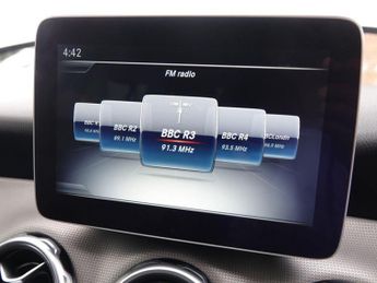 MERCEDES-BENZ GLA 1.6 GLA200 Sport (Executive) SUV 5dr Petrol 7G-DCT Euro 6 (s/s) 