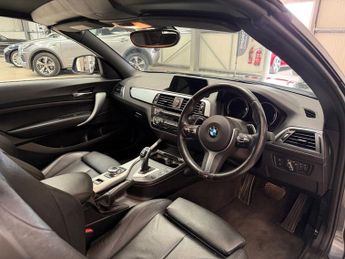 BMW 2 SERIES 2.0 220d M Sport Convertible 2dr Diesel Auto Euro 6 (s/s) (190 p