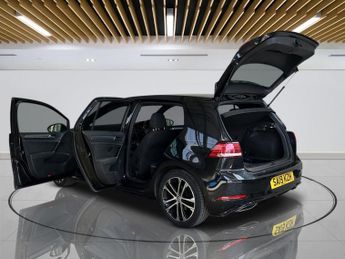 VOLKSWAGEN GOLF 1.5 TSI EVO GPF R-Line Hatchback 5dr Petrol DSG Euro 6 (s/s) (15