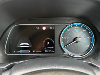 NISSAN LEAF 40kWh Acenta Hatchback 5dr Electric Auto (150 ps)