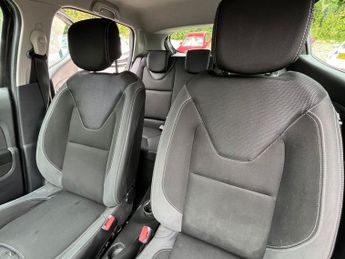 RENAULT CLIO 1.2 16V Dynamique Nav Hatchback 5dr Petrol Manual Euro 6 (75 ps)