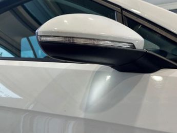 VOLKSWAGEN GOLF 1.4 TSI SE Nav Hatchback 5dr Petrol DSG Euro 6 (s/s) (125 ps)