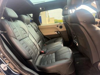 LAND ROVER RANGE ROVER SPORT 3.0 SD V6 Autobiography Dynamic SUV 5dr Diesel Auto 4WD Euro 6 (