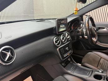 MERCEDES-BENZ A CLASS 2.1 A200d AMG Line (Premium) Hatchback 5dr Diesel 7G-DCT Euro 6 
