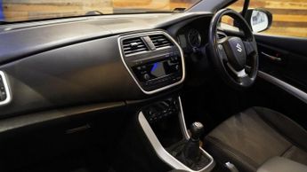 SUZUKI SX4 S-CROSS 1.6 SZ4 SUV 5dr Petrol Manual Euro 6 (120 ps)