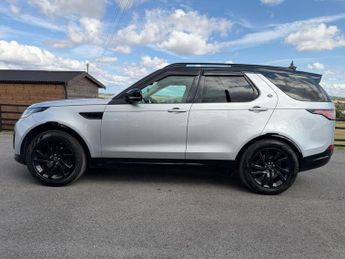 LAND ROVER DISCOVERY 258bhp 3.0 TD V6 HSE SUV 5dr Diesel Auto 4WD Euro 6 LOADED WITH 