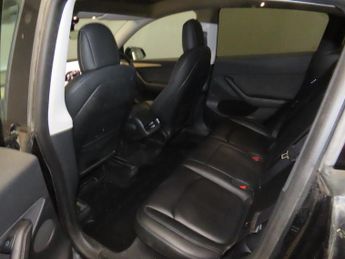 TESLA MODEL Y (Dual Motor) Long Range SUV 5dr Electric Auto 4WDE (384 bhp)