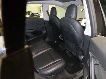 TESLA MODEL Y (Dual Motor) Long Range SUV 5dr Electric Auto 4WDE (384 bhp)