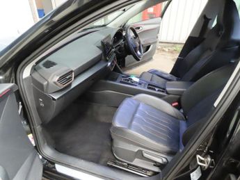 CUPRA FORMENTOR 1.4 eHybrid 12.8kWh V2 SUV 5dr Petrol Plug-in Hybrid DSG Euro 6 