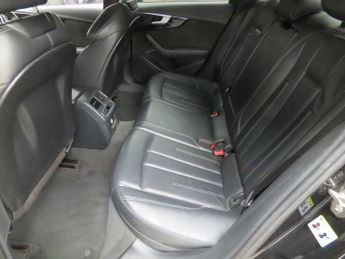 AUDI A4 1.4 TFSI Black Edition Saloon 4dr Petrol S Tronic Euro 6 (s/s) (