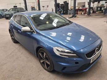 Volvo V40 1.5 T2 R-Design Edition Hatchback 5dr Petrol Auto Euro 6 (s/s) (