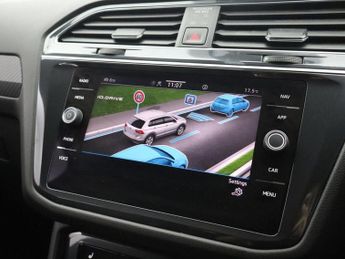 VOLKSWAGEN TIGUAN ALLSPACE 1.5 TSI R-Line SUV 5dr Petrol DSG Euro 6 (s/s) (150 ps)
