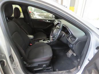 FORD FOCUS 1.0T EcoBoost ST-Line Hatchback 5dr Petrol Auto Euro 6 (s/s) (12