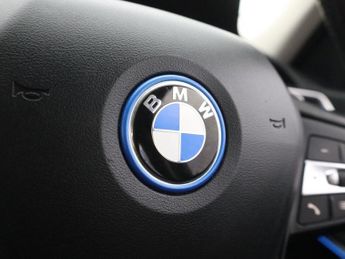 BMW 3 SERIES 2.0 330e 12kWh SE Pro Touring 5dr Petrol Plug-in Hybrid Auto Eur