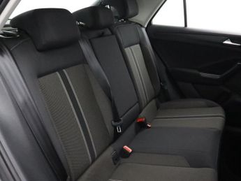VOLKSWAGEN T-ROC 1.0 TSI SE SUV 5dr Petrol Manual Euro 6 (s/s) (115 ps)
