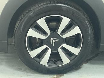 CITROEN C3 1.2 PureTech PLUS Hatchback 5dr Petrol Manual Euro 6 (s/s) (83 p