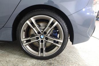 BMW 1 SERIES 2.0 M135i Auto xDrive Euro 6 (s/s) 5dr