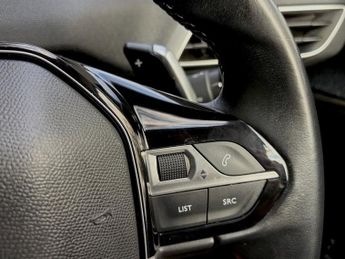 PEUGEOT 3008 1.6 13.2kWh Allure Premium SUV 5dr Petrol Plug-in Hybrid e-EAT E