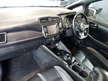 NISSAN LEAF 40kWh Tekna Hatchback 5dr Electric Auto (150 ps)