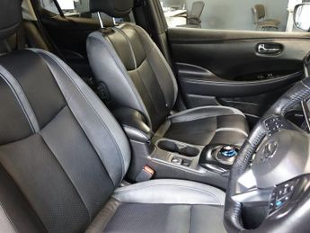 NISSAN LEAF 40kWh Tekna Hatchback 5dr Electric Auto (150 ps)