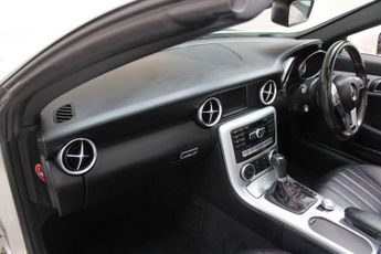 MERCEDES-BENZ SLK 2.1 SLK250 CDI BlueEfficiency AMG Sport Convertible 2dr Diesel G