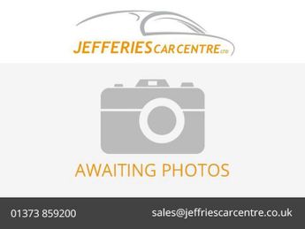 Ford Focus 1.6 Zetec Estate 5dr Petrol Manual Euro 5 (125 ps)