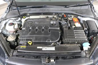 VOLKSWAGEN GOLF 1.6 TDI SE Nav Hatchback 5dr Diesel DSG Euro 6 (s/s) (115 ps)