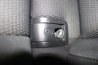 VOLKSWAGEN GOLF 1.6 TDI SE Nav Hatchback 5dr Diesel DSG Euro 6 (s/s) (115 ps)