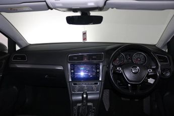 VOLKSWAGEN GOLF 1.6 TDI SE Nav Hatchback 5dr Diesel DSG Euro 6 (s/s) (115 ps)