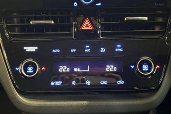 HYUNDAI IONIQ 1.6 h-GDi 8.9kWh Premium Hatchback 5dr Petrol Plug-in Hybrid DCT