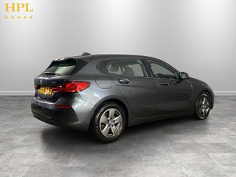 BMW 1 SERIES 1.5 118i SE Hatchback 5dr Petrol DCT Euro 6 (s/s) (140 ps)