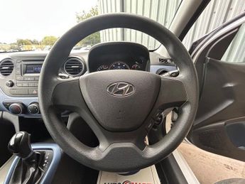 HYUNDAI I10 1.2 SE Hatchback 5dr Petrol Auto Euro 5 (87 ps)