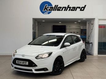 FORD FOCUS 2.0T EcoBoost ST-2 Hatchback 5dr Petrol Manual Euro 5 (s/s) (250
