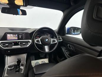 BMW 3 SERIES 2.0 318i M Sport Saloon 4dr Petrol Auto Euro 6 (s/s) (156 ps)