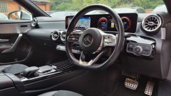 MERCEDES-BENZ A CLASS 2.0 A200d AMG Line (Premium) Hatchback 5dr Diesel 8G-DCT Euro 6 