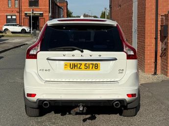 VOLVO XC60 2.4 D5 R-DESIGN NAV SUV DIESEL GEARTRONIC AWD 215 BHP