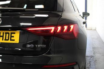 AUDI A3 1.0 TFSI 30 S line Sportback 5dr Petrol S Tronic Euro 6 (s/s) (1