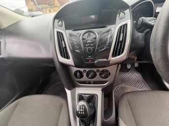 FORD FOCUS 1.6 Edge Hatchback 5dr Petrol Manual Euro 5 (105 ps)