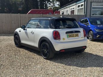 MINI Electric Hatch Cooper SE 32.6kWh Level 2 Hatchback 3dr Electric Auto (184 ps)