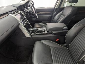 LAND ROVER DISCOVERY 3.0 TD V6 HSE SUV 5dr Diesel Auto 4WD Euro 6 (s/s) (258 ps)