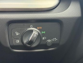AUDI A3 1.0 TFSI 30 S line Sportback 5dr Auto Petrol S Tronic Euro 6 (s/