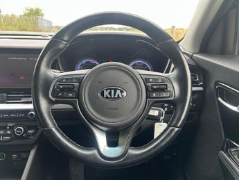 KIA NIRO 1.6 GDi 3 SUV 5dr Petrol Hybrid DCT Euro 6 (s/s) (139 bhp)