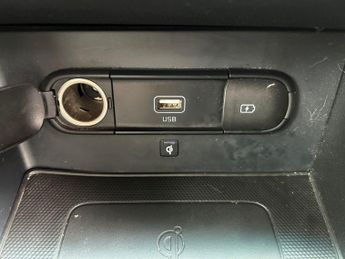 KIA NIRO 1.6 GDi 3 SUV 5dr Petrol Hybrid DCT Euro 6 (s/s) (139 bhp)